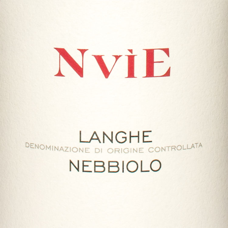 Nvie - Langhe D.O.C. Nebbiolo wine label